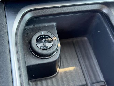 Used 2025 Ford Expedition Max Active RWD image 24