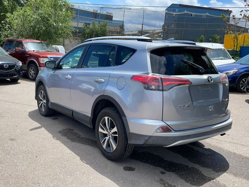Used 2016 Toyota RAV4 XLE AWD/4WD image 4