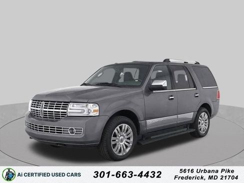 Used 2012 Lincoln Navigator 4WD image 1