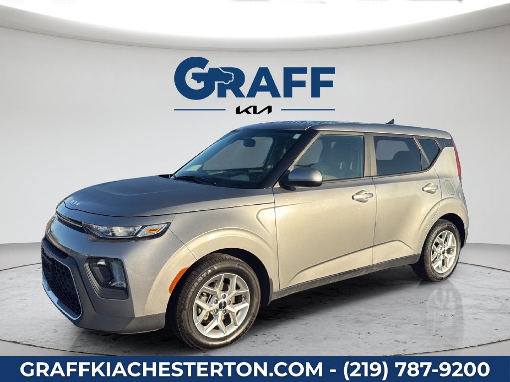 Used 2022 Kia Soul LX w/ Technology Package FWD image 3