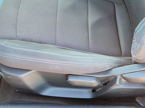 Used 2016 Ford Mustang Coupe RWD image 10