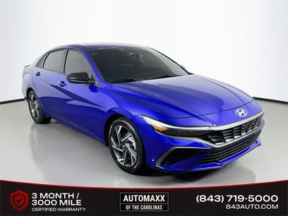 Used 2025 Hyundai Elantra Sport w/ Cargo Package