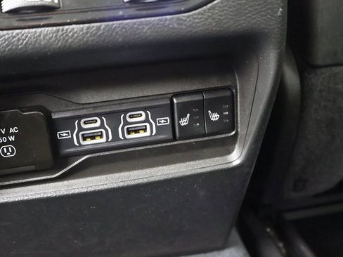 Used 2023 Jeep Grand Cherokee Limited w/ Luxury Tech Group II AWD/4WD image 47