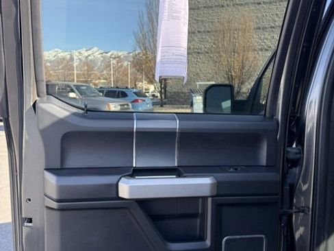 Used 2020 Ford F150 Lariat image 32