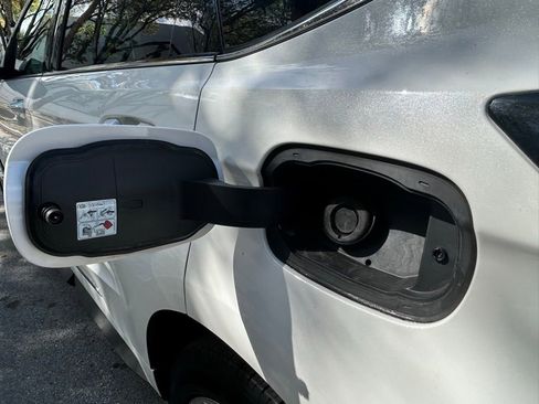 Used 2021 Ford Edge Titanium w/ Equipment Group 301A AWD/4WD image 50