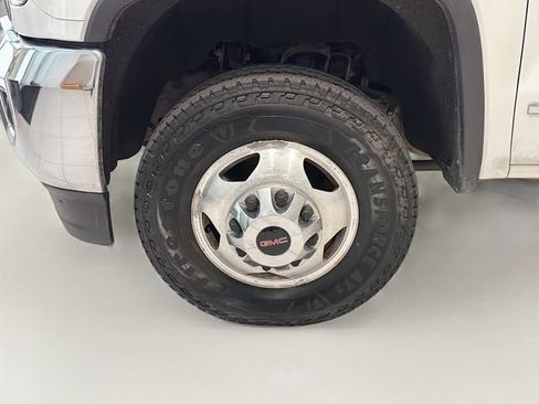 Used 2019 GMC Sierra 3500 SLT w/ Duramax Plus Package AWD/4WD image 24