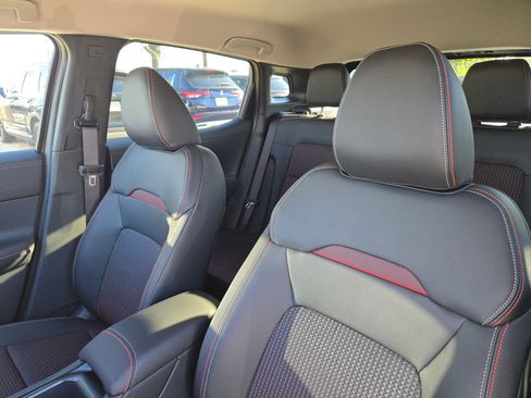 New 2026 Nissan Kicks SR FWD image 8