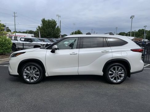 Used 2021 Toyota Highlander Limited AWD/4WD image 5
