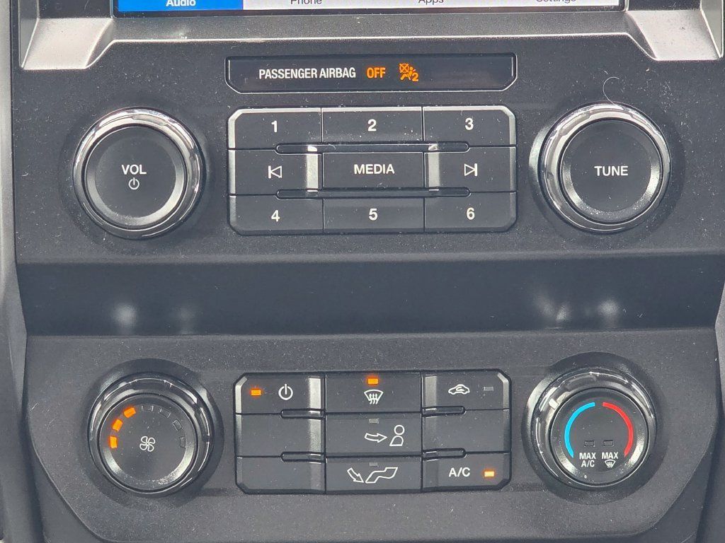 Used 2019 Ford F150 XLT w/ Heavy-Duty Payload Package AWD/4WD image 15