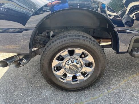 Certified 2024 Ford F250 Lariat w/ Chrome Package image 39