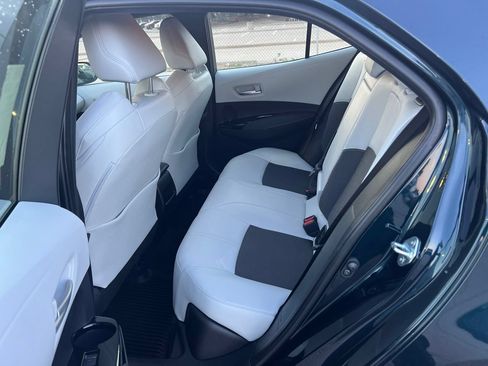 Used 2022 Toyota Corolla XSE FWD image 17