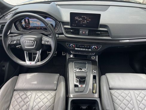 Used 2018 Audi SQ5 Prestige w/ Prestige Package AWD/4WD image 16