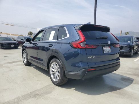 Used 2023 Honda CR-V EX image 2