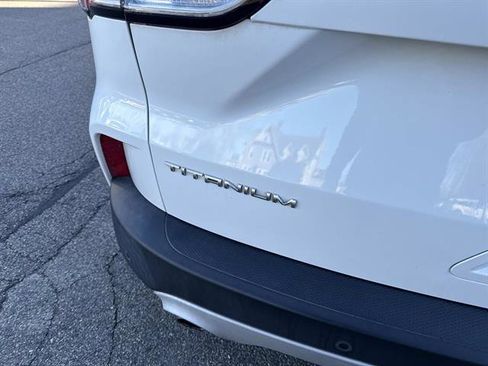 Certified 2020 Ford Escape Titanium image 5