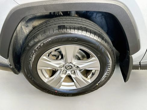Used 2023 Toyota RAV4 XLE w/ Convenience Package AWD/4WD image 4