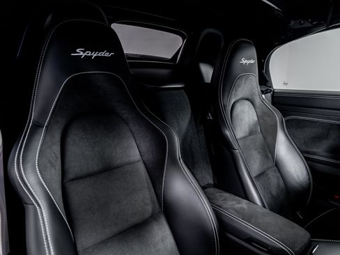 Used 2022 Porsche 718 Boxster Spyder image 29