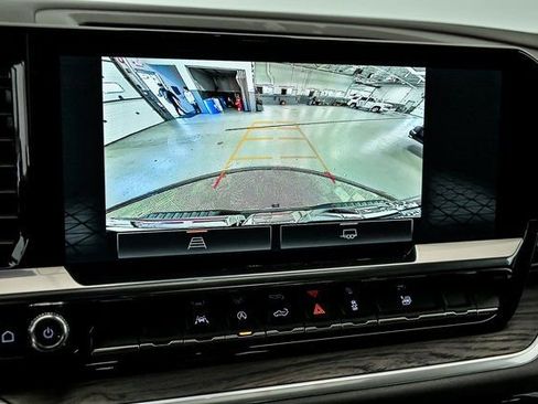 New 2026 GMC Sierra 1500 SLT w/ SLT Premium Package image 17