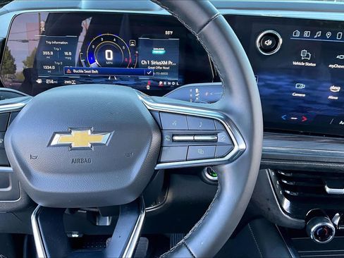 Used 2025 Chevrolet Tahoe LS image 23