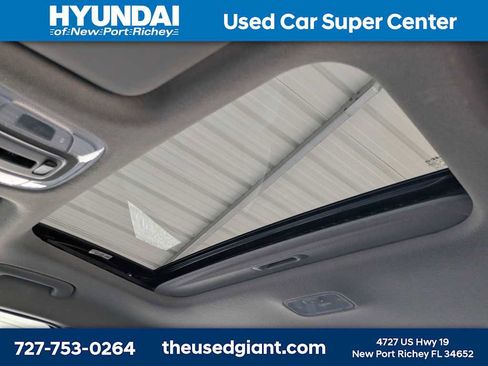 Certified 2025 Hyundai Elantra SEL FWD image 20
