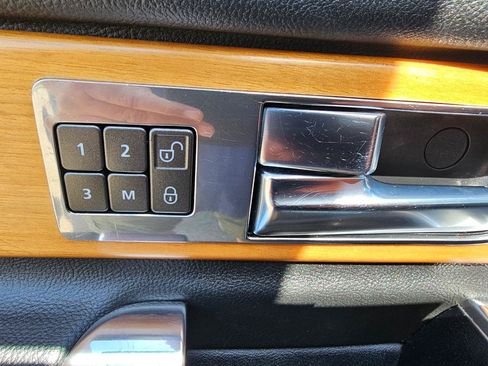 Used 2013 Land Rover LR4 HSE LUX AWD/4WD image 36