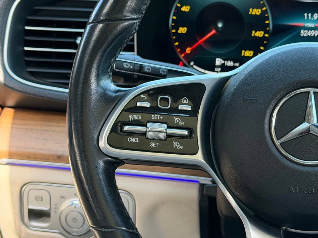 Used 2022 Mercedes-Benz GLE 450 4MATIC w/ AMG Line Exterior image 43