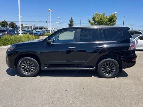Used 2022 Lexus GX 460 Premium w/ Premium Package AWD/4WD image 8