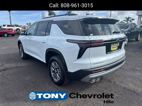 New 2026 Chevrolet Traverse LT image 3