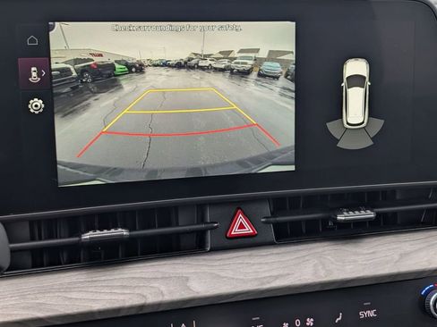 Used 2023 Kia Sportage X-Line w/ X-Line Premium Package image 3