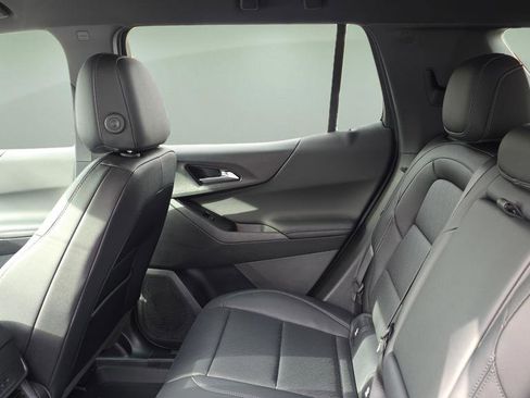 Used 2026 Chevrolet Equinox LT w/ Convenience Package II image 15