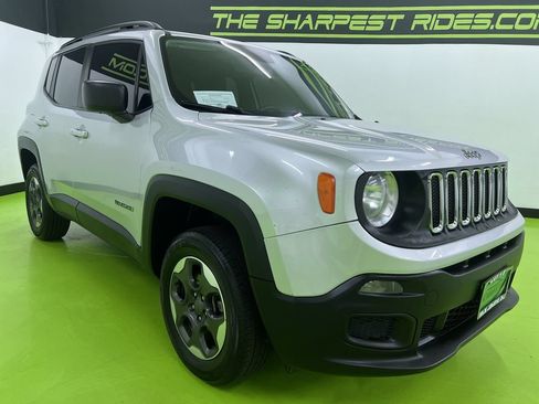 Used 2017 Jeep Renegade Sport w/ Power & Air Group AWD/4WD image 2