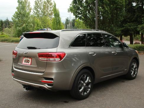 Used 2016 Kia Sorento SX AWD/4WD image 7