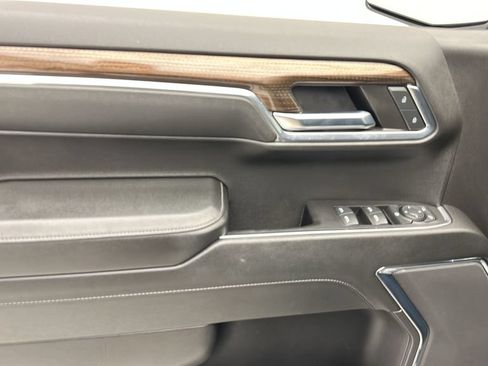 Used 2024 Chevrolet Silverado 1500 LT AWD/4WD image 14