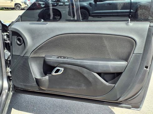 Used 2022 Dodge Challenger GT image 12