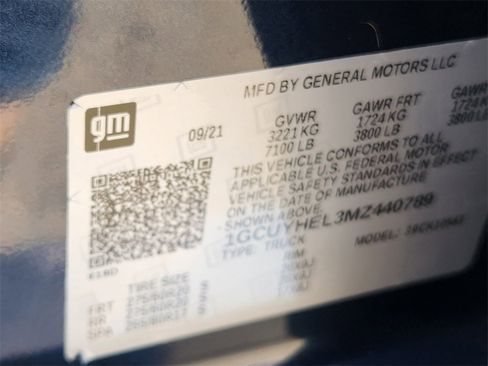 Used 2021 Chevrolet Silverado 1500 High Country w/ Safety Package II image 22