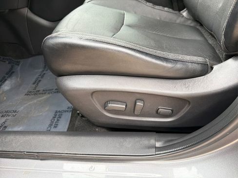 Used 2019 Nissan Rogue Sport SL FWD image 19