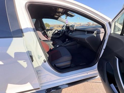 Used 2024 Toyota Corolla SE image 29