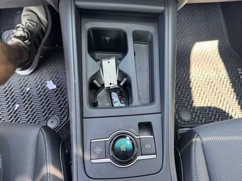 Used 2026 Volkswagen Tiguan SE AWD/4WD image 21