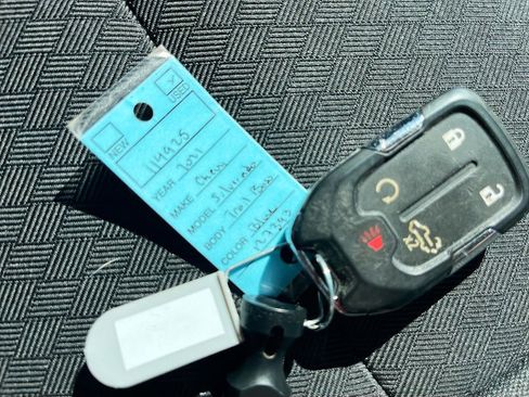 Used 2021 Chevrolet Silverado 1500 LT Trail Boss w/ Bed Protection Package image 31