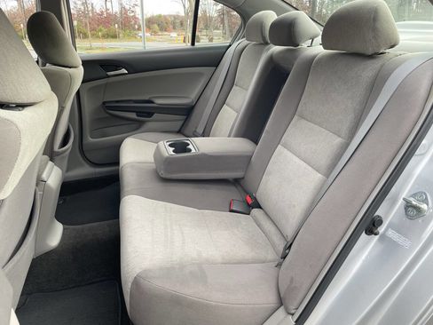 Used 2009 Honda Accord LX image 29