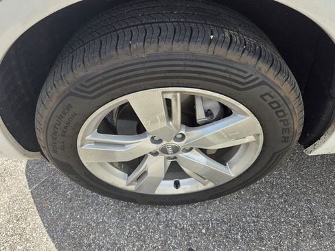 Used 2019 Audi Q5 2.0T Premium Plus w/ Premium Plus Package image 4