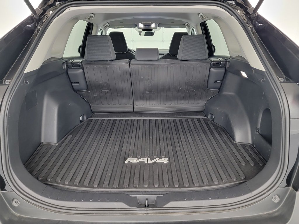 Certified 2023 Toyota RAV4 LE AWD/4WD image 25