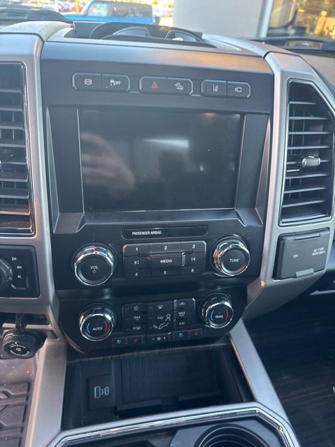 Used 2020 Ford F350 Lariat AWD/4WD image 37