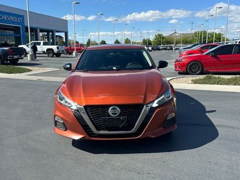 Used 2019 Nissan Altima 2.5 SR w/ SR Premium Package AWD/4WD image 29