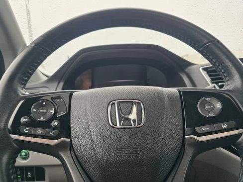 Used 2021 Honda Pilot Touring image 22