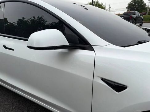 Used 2022 Tesla Model 3 Long Range AWD/4WD image 13