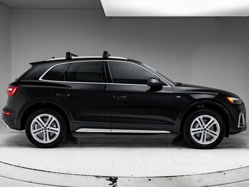 Used 2024 Audi Q5 e Premium Plus w/ Premium Plus Package AWD/4WD image 31