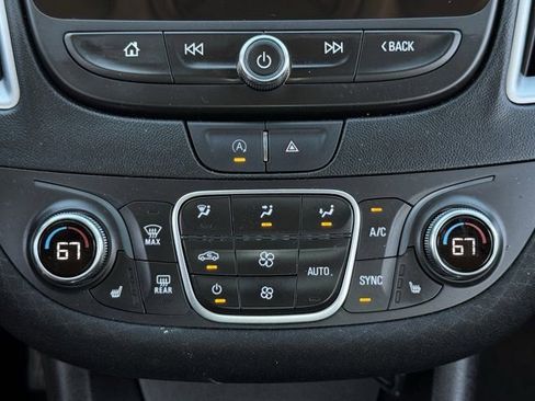 Used 2024 Chevrolet Malibu LT image 19