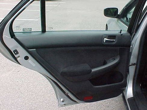 Used 2006 Honda Accord VP image 19