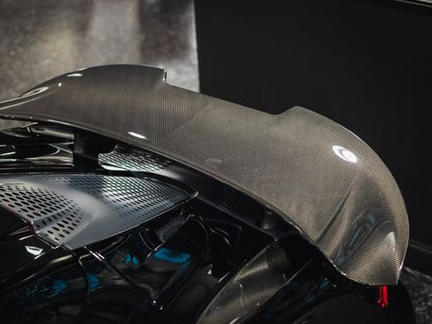 Used 2024 McLaren 750S Spider image 40