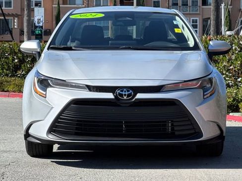 Used 2024 Toyota Corolla LE FWD image 9